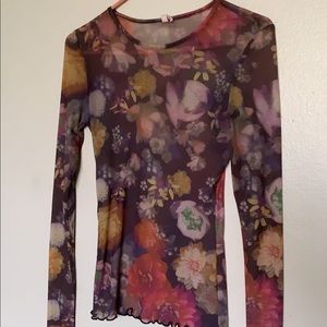 SHEER FLOWER TOP